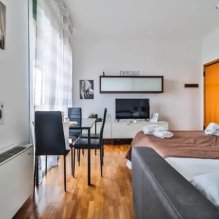 Masini House Station-center-fiera Apartment *